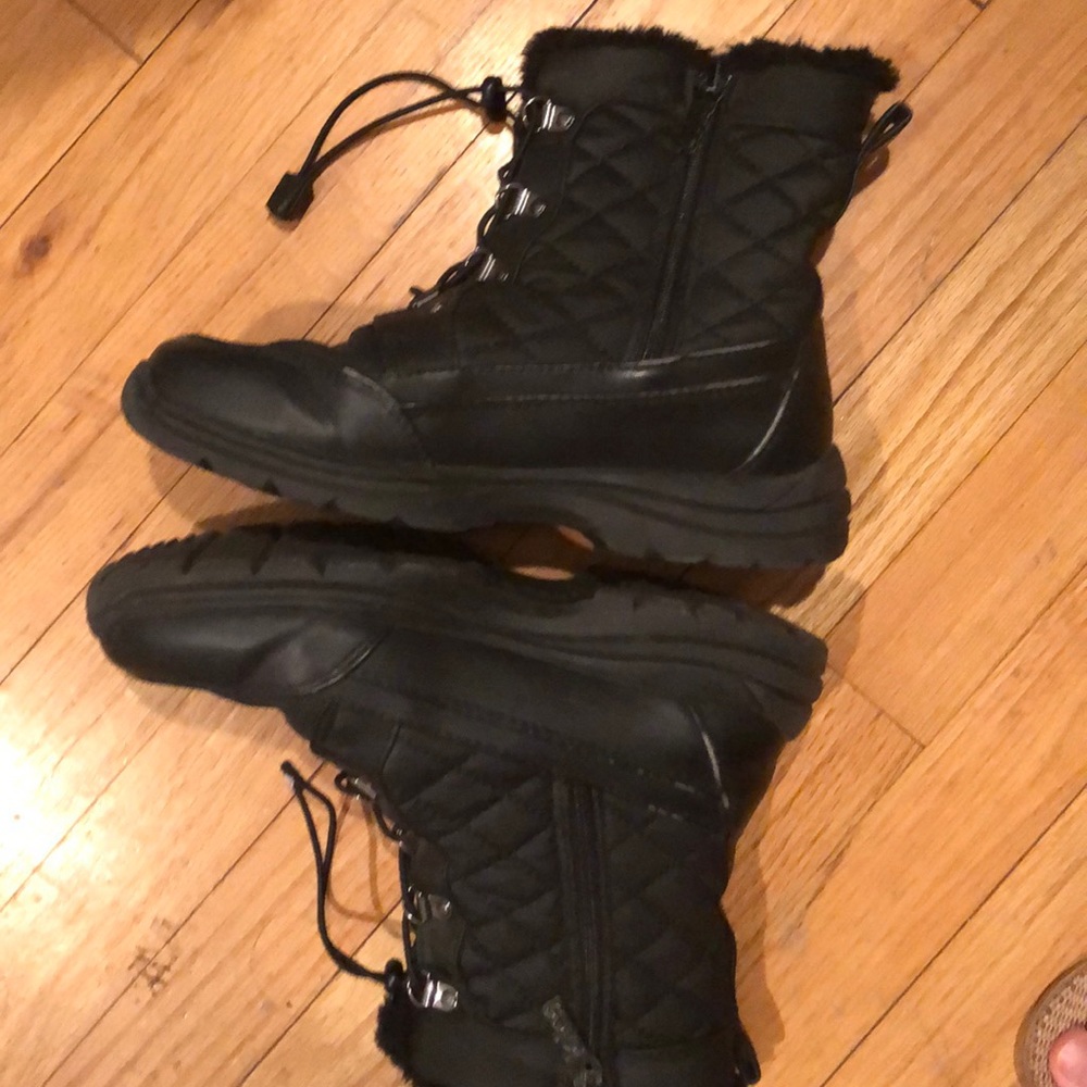 Totes Snow Boots Size 7W